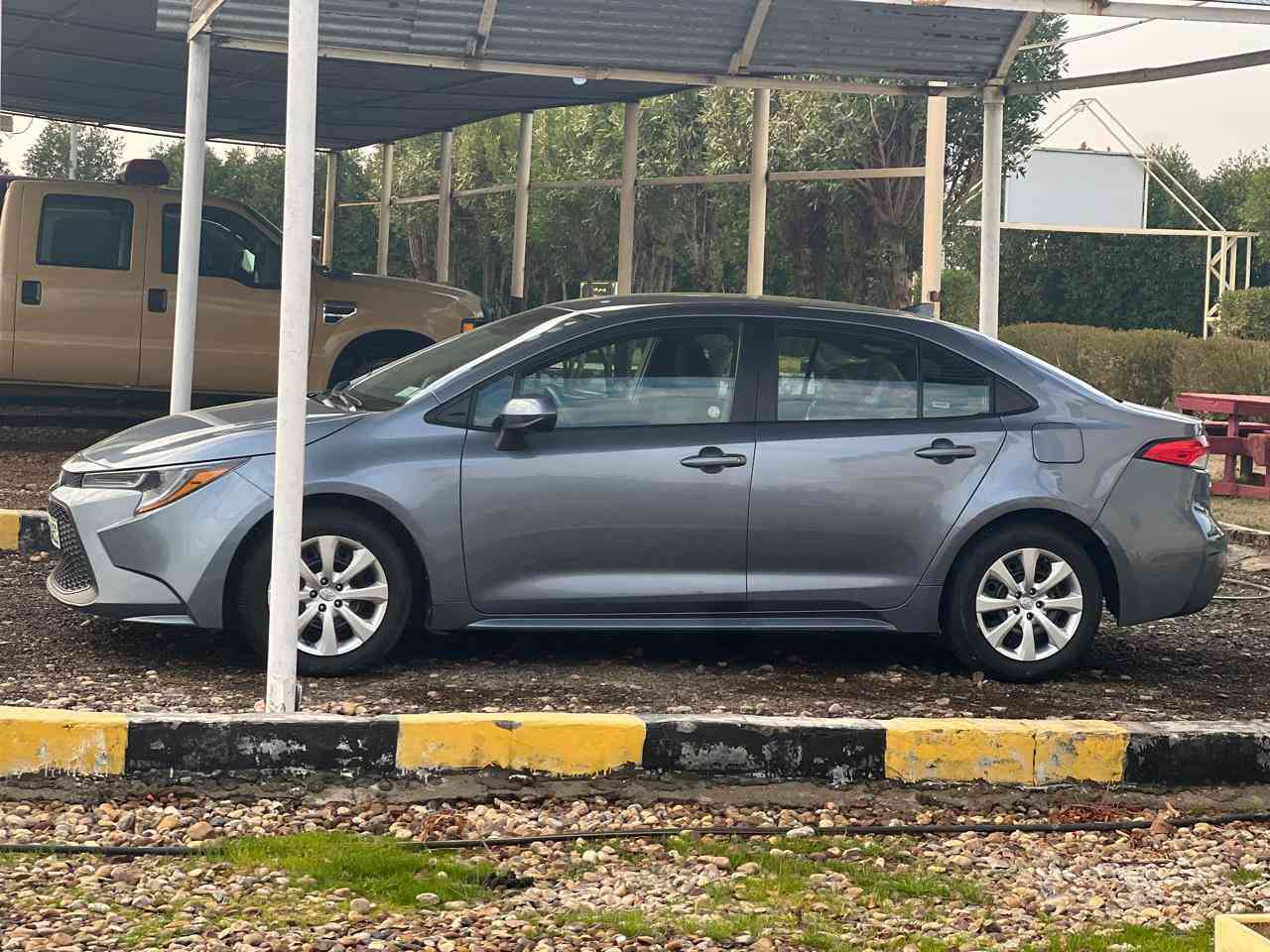 السلام عليكم
كورلا امريكي 2024
مواصفات Le
ماشية 24mi حقيقي
ايرباك كلهة سليمة 
صور الحادث كاملة داخل منشور 
مكان السيارة المنصور قرب القاء
رقم ***********
