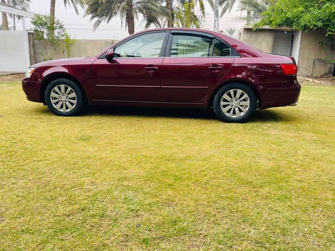 سلام عليكم تحيه طيبه 
سوناتا وارد امريكي 2009 لون ماروني مميز  رقم بغداد تحويل مباشر نضافه فول مال جناي 
داخل بيجي كشن كهربائي حداديه صدر تخم تاير كله جاهز 
محرك 6 سلندر 
السعر 130 بيه مجال رجاء مو شرتي لا يعلق 
استفسار معلومات اكثر اتصل  ‭0771 828 0599‬ 
مكان السياره بابل قضاء المسيب مقابيل مرقد أولاد مسلم عليه السلام
