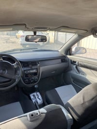 اوبترا • ٢٠١٠ • اوراق اصلية