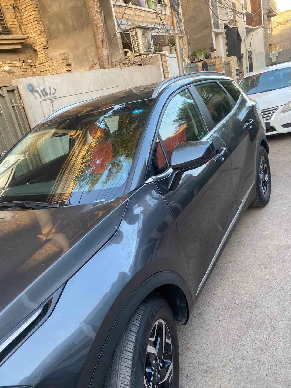 اخوان سبورتج موديل 2023 حادثها بنيد وجاملغ وبيها بارد بالجنطة وجاملغ عكس السايق المواصفات عادية للبيع او المرواس حسب القناعةالسعر 162 للتواصل *********** بغداد, العراق
