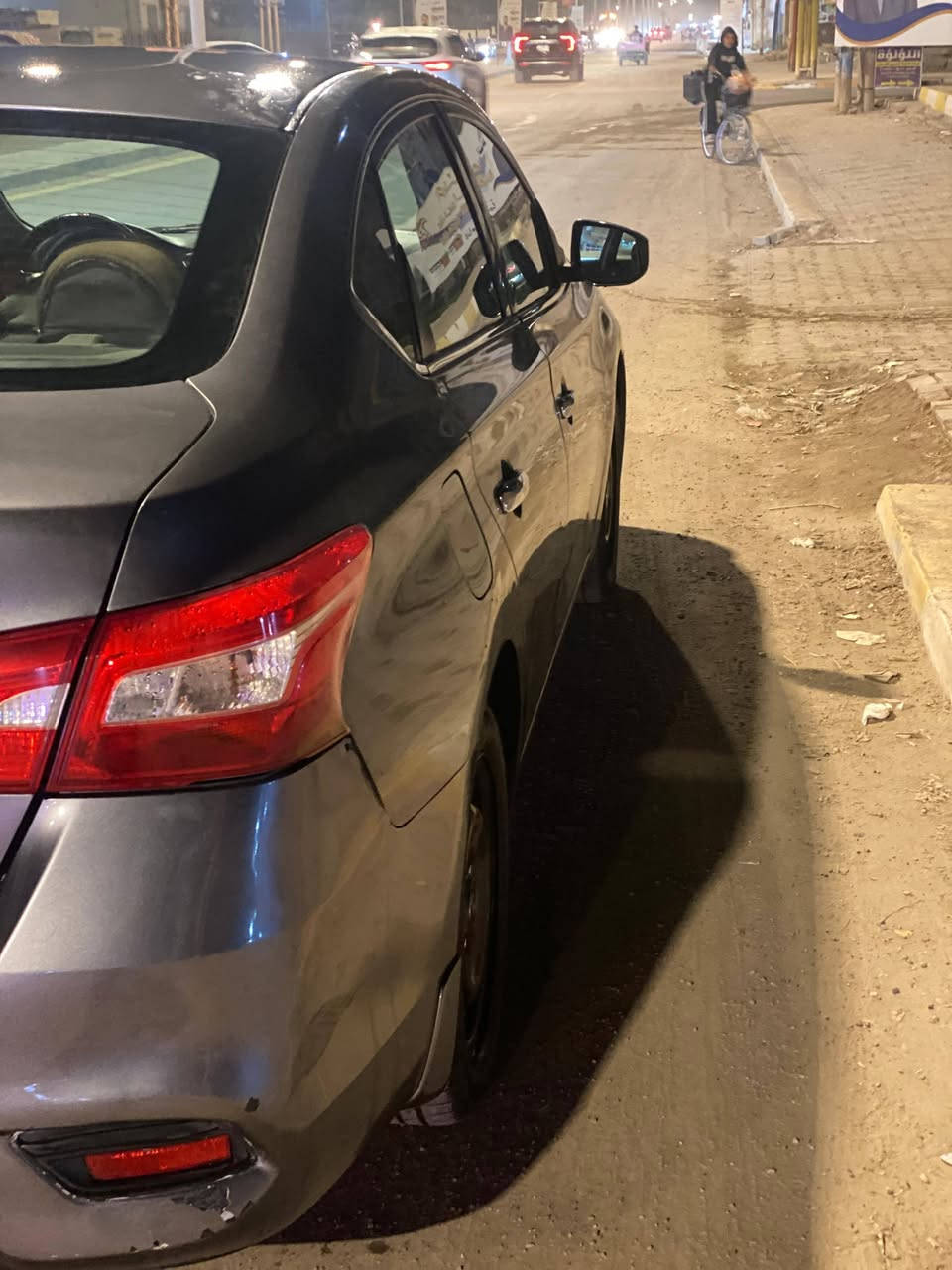 سلام عليكم نيسان سنترا موديل ١٦ وارد أمريكي حادثها جاملغين امامي وبنيد ومبدلات نفس اللون السياره حلوه وكاعده رقم بغداد الجديد السعر ٩٠ وبيها مجال شي بسيط الاتصال ***********
