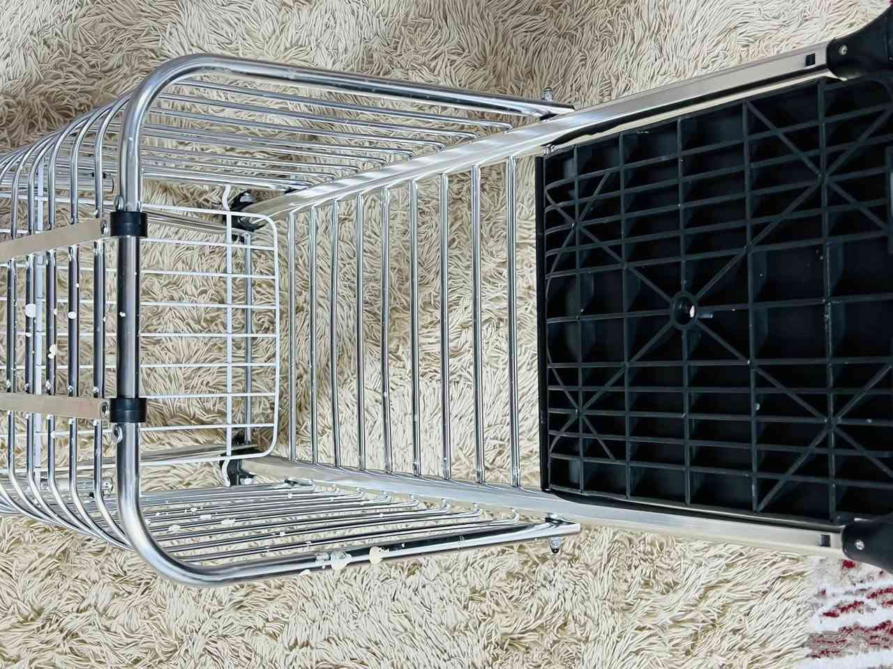 عربانة بهذا الشكل محمولة قابلة للطي قوية وكبيرة ناقصها تايرات 2 

السعر 10


**إذا كنت صاحب هذا الإعلان وتريد حذفه لأي سبب، رجاءا أرسل رسالة إلى الدعم الفني**