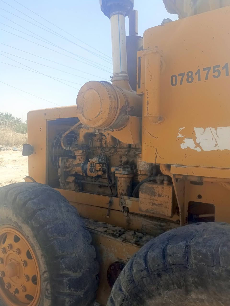 سلام عليكم كوماتسو 37كير بكين2 محرك تجفيت جديد مكينه جاهزه وخير من الله السعر 15وبيه مجال ***********
