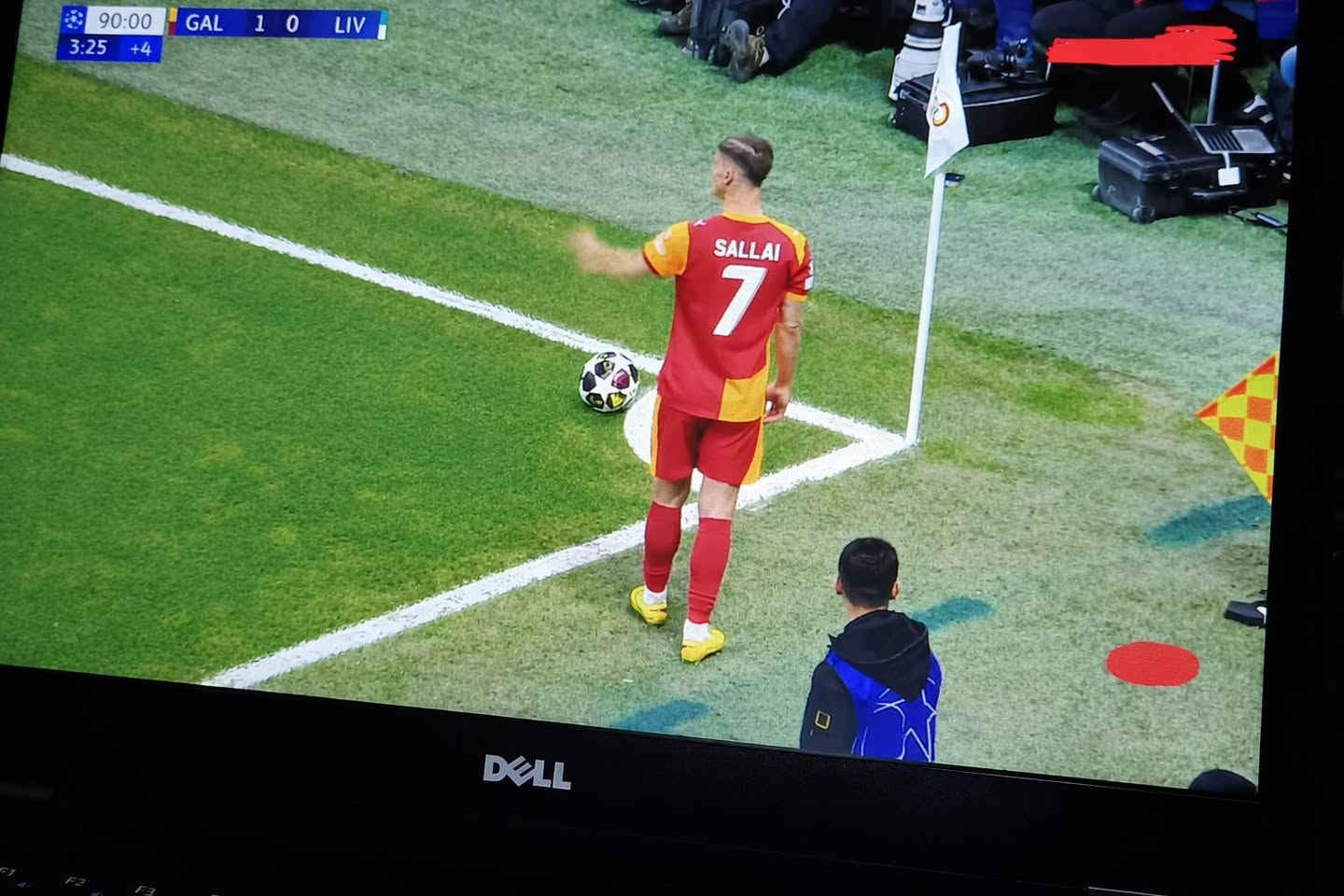 اليوم مواجهات ناريه في دوري ابطال اوربا تريد تابع هذه المباريات بدقه عاليه وبدون تقطيع وتتونس بالمشاهدة باشتراك رمزي 9 تالاف دينار فقط راسلني واتساب ***********
