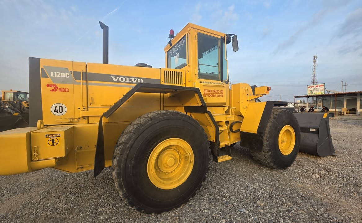 للبيع - بۆ فرۆشتن  
———————
شفل : VOLVO
حجم : L120C
مودیل :1999
دخول : منەفیست
—————————
بۆ زانیاری زیاتر پەیوەندی بکەن بەم ژمارە تەلەفۆنە 

***********
***********
