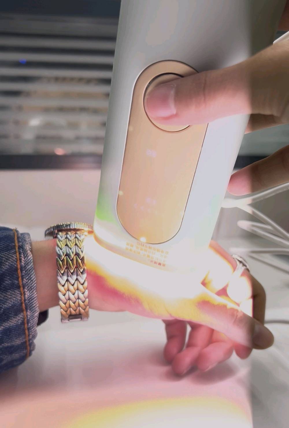 جهاز ليز التوصيل مجاني لكل محافظات العراق *********** اذا ماشتغل افحص ورجعة بيد مندوب صفحة رسمية للبراند غيم عل تيك توك 