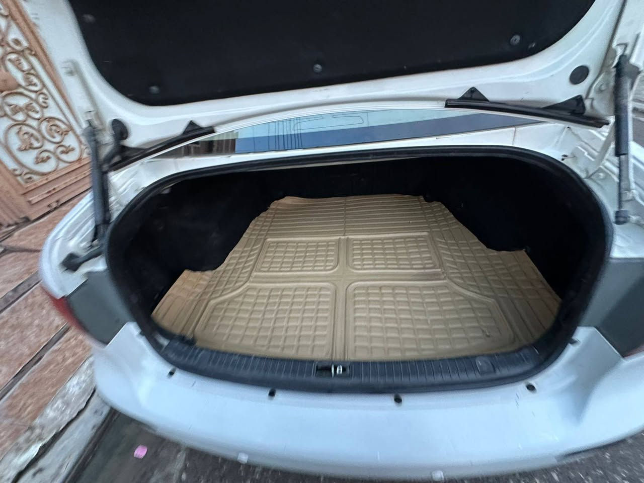 بسم الله الرحمن الرحيم
والصلاة على محمد وال محمد وصحبة وسلم .
هونداي سوناتا موديل ٢٠٠٩خليجي مكفول من دعامية لدعامية  من كل شي رقم اربيل الدولي مواصفات فول عدا سلايت السنوية ورقم مجدد مكان السيارة اربيل شارع ١٠٠متري 
للتواصل والسعر / *********** + واتساب
