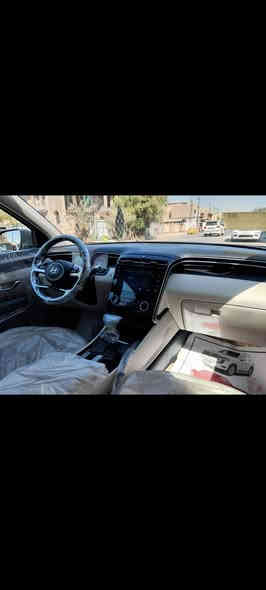 السلام عليكم توسان خليجي موديل 2024 فوال عده الفتحه كفاله عامة ماشيه 40 حقيقي محرك 2000 دوش تشغيل عن بعد دخول بصمه تشغيل بصمه أبواب بصمه حساسات خلفيه رادار أمامي نظام قياده قطعتين تبريد السياره عل وضع الشركة السعر 220 للإستفسار *********** مكان بغداد
