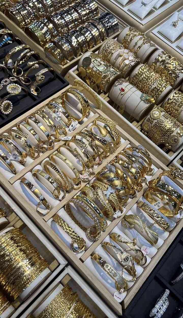 وصل كلشي وكلاشي تحتاجونه للعيد 
اكسسوارات 
قراصات بكل الأنواع 
جنط اطفال 
داخليات 
مناكير اضافر 
كلشي تابعو الصور الأخير 
اي شي تحتاجونه نوفر الكم 
تدللون انتمً
التوصيل موجود سماوه 2000
محافظات 5000


**إذا كنت صاحب هذا الإعلان وتريد حذفه لأي سبب، رجاءا أرسل رسالة إلى الدعم الفني**