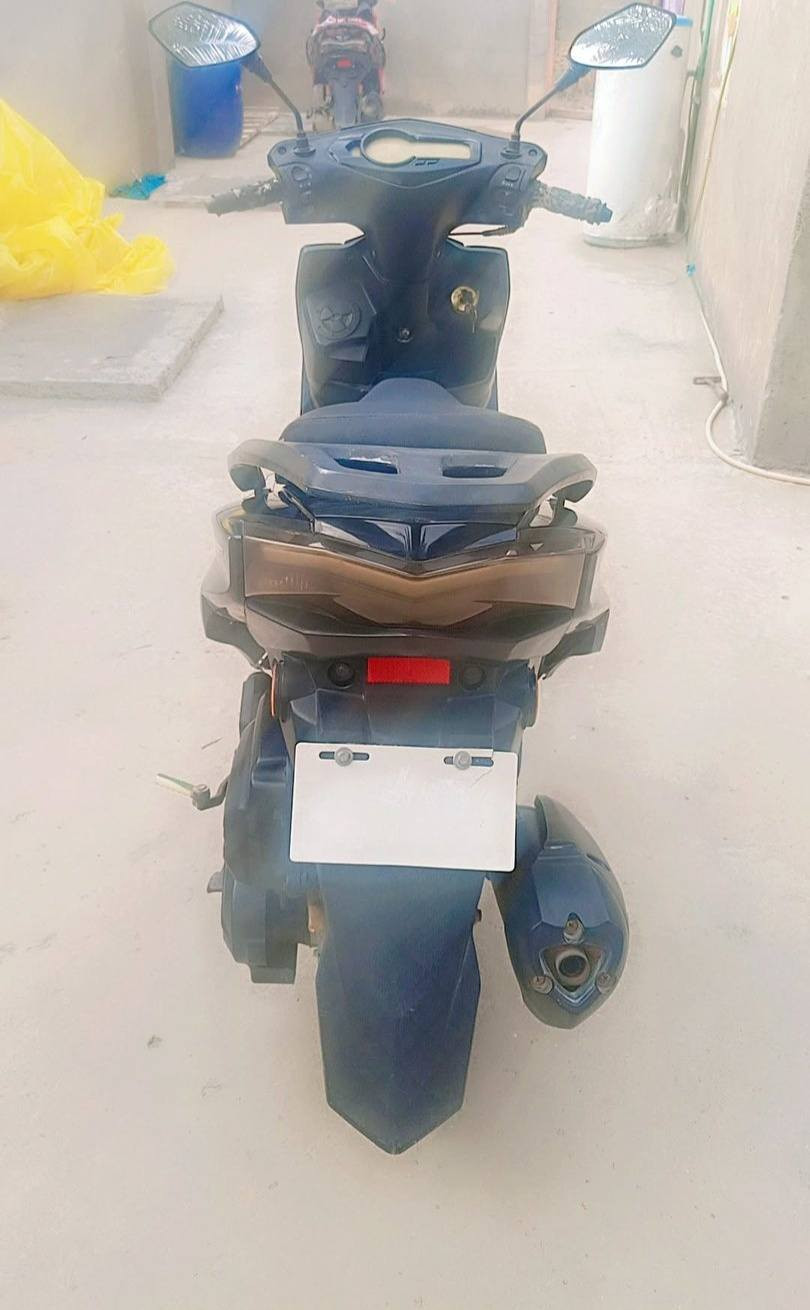 السلام عليكم الدارجه للبيع مكفولة كفالة عامه كفرات جديدة السعر 750. الموقع~ كربلاء
للتواصل/***********
