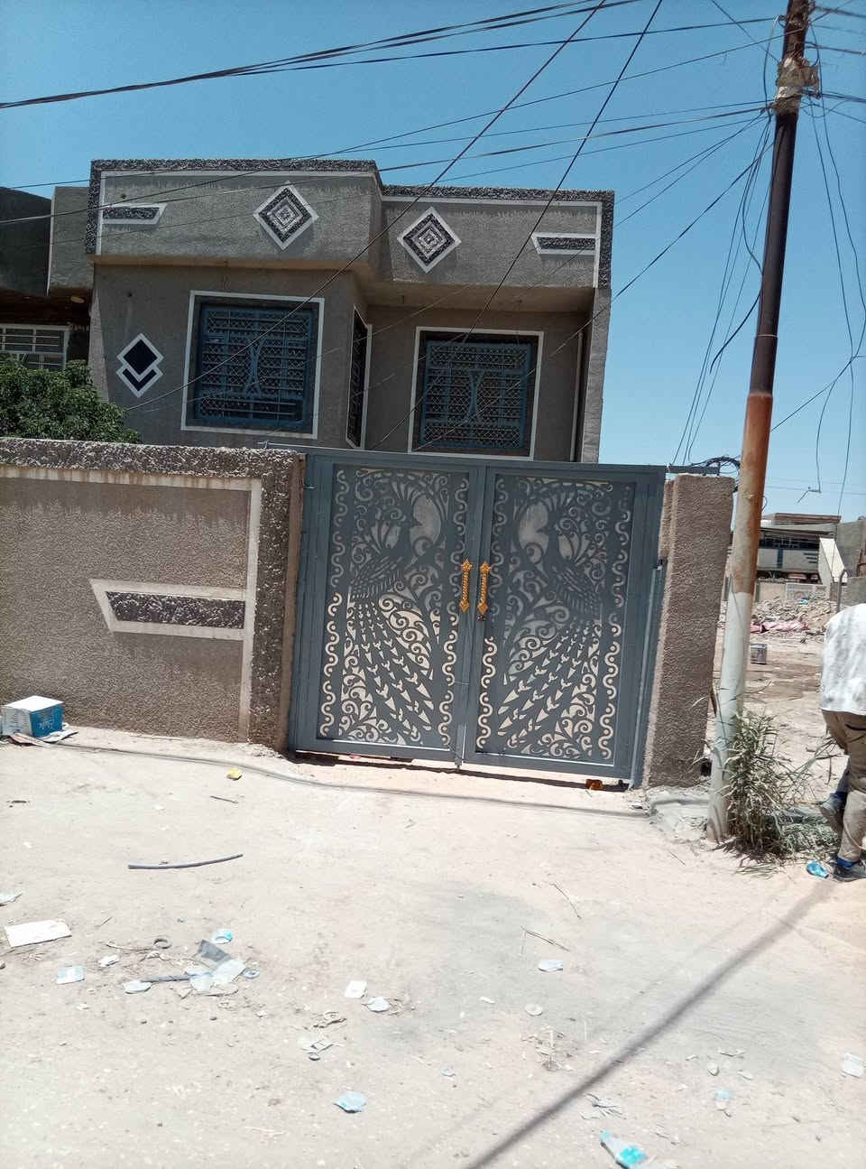 خلفه معه كادر متفرغ
نشتغل كافه اعمال الديكور

صبغ طلس واجهات مدارس 

دوائر الدوله 

سقوف ثانويه اشرطه  كلشي يخص الصبغ وديكور***********
