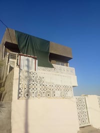 مشتمل طابق ثاني للايجار معزول يتكون من غرفتين نوم وصاله مفتوحه على الم...