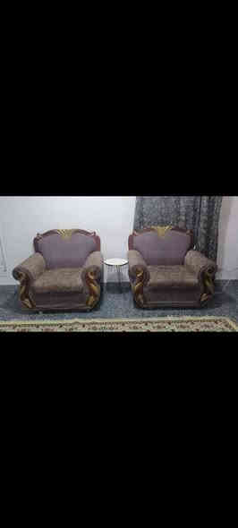 تخم 10مقاعد نضيف حطاطة السعر 150
العنوان عامريه الفلوجه 
***********
