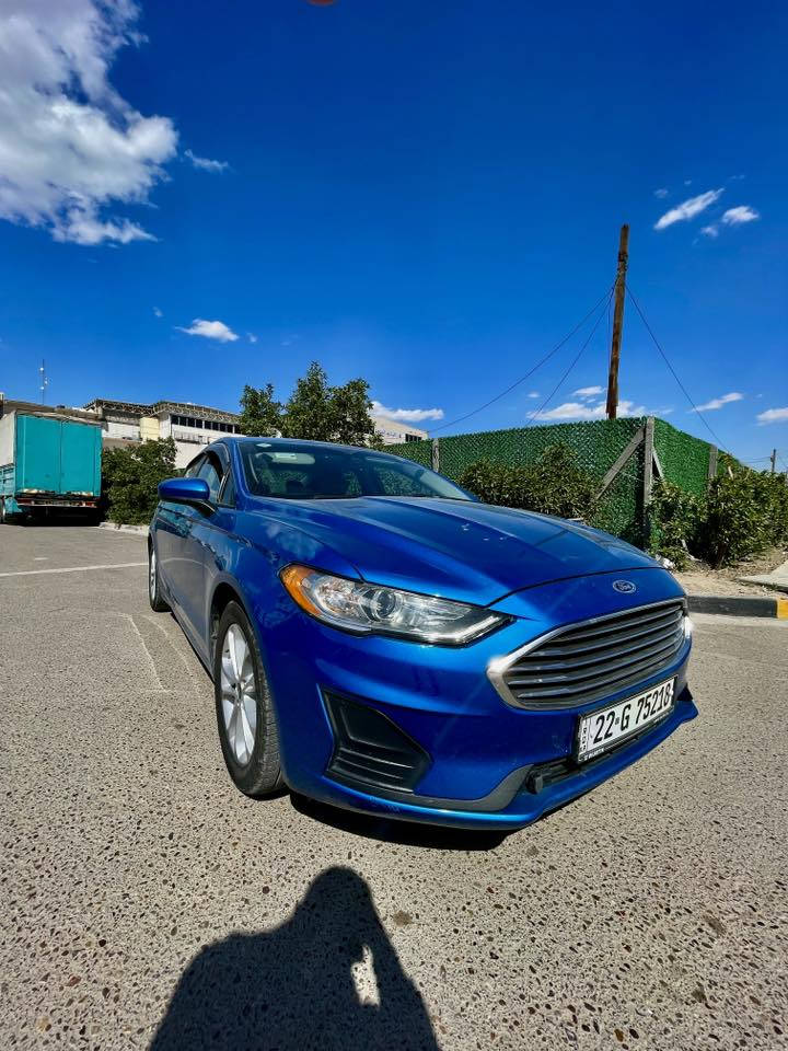 Ford fusion 2020
•  محرك 1500 EcoBoost (اقتصادي وقوي)
• الممشى: 150 ألف كم (كتلوكات الشركة بيها وكارت كود الباب ).
• السيارة مكفولة من الصبغ والبارد (عدا تعديل بارد بسيط جداً بالصندوق والجاملغ الخلفي لجهة السائق مع صبغ طرف الجاملغ فقط).
• السيارة "بجم كبس": ولا برغي مفتوح، والايرباكات سليمة 100%.
وبدون دواخل ولا شواصي 
•مخرج كهرباء 12v بالدعامية الامامية 
المواصفات 
✅ رادارات كاملة (أمامي + جانبي) وتحديد مسار.
✅ كشنات تدفئة وكهرباء + تبريد قطعتين.
✅ نظام Sport + نظام Auto Stop لتوفير الوقود.
✅ الصيانة: تخم تايرات 2025 جديد + بلكات وفيول بمب Motocraft أصلي 
✅ حماية نانو سيراميك (6 أشهر).
📍 المكان: بغداد - الشعب.
💰 السعر: 135 ورقة (وبيها مجال للشراي )
📞 للتواصل: ***********

