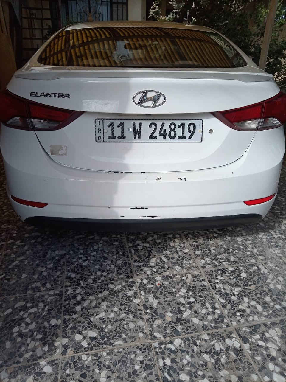 السلام عليكم النترا موديل 2015 خليجي فول مواصفات عدا البصمه
المواصفات 
1-سلايت روف 
2-شاشه كبيره 
3-مري شفط 
4-اشاير بالمري 
5-تبريد قطعتين 
6-تحكم ستيرن 
............................. 
تبريد و تدفئه 
تخم تاير جديد 
سنويه مجدده إلى 2028
رقم بغداد الدولي 
................................ 
ملاحظة. السونار مرفق بالصور 
السعر127 وبيها مجال كلش  بسيط 
للاستفسار أكثر ***********
                     ***********
..........................................................................
