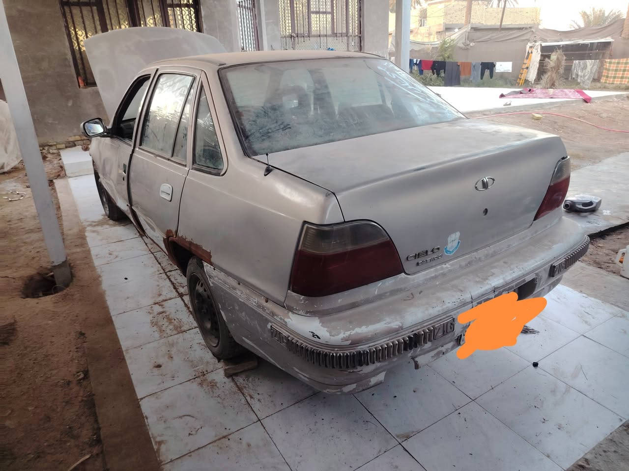 دايو سلو موديل 1996 سياره بلاديه كهربائياته بلاديه مكينه كير مكفولات... ضمان.. سياره عمبار بريك جديد وايرات ابلاكات جدد... ماتشتغل طافيه تحمله بكرين رقم بابل صاحبه يريد تحويل... اضمن الك محرك جديد  بس شغله كهربائيه... رقم الهاتف *********** مكاني كربلاء السعر 18
