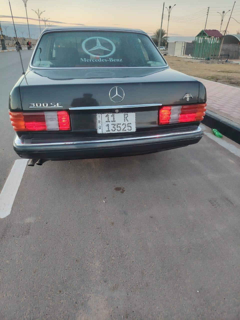 السلام عليكم مرسيدس جامبو دبليو 126 موديل 87 سياره مكينه بلاد سياره مصبوغه جماليه رقم دولي باسمي الاستفسار الاتصال على الرقم *********** السعر 70 وبيها مجال للشراي
