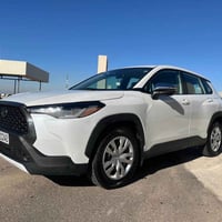 كورولا كروس • ٢٠٢٣ • ٤٠٠٠٠ كم