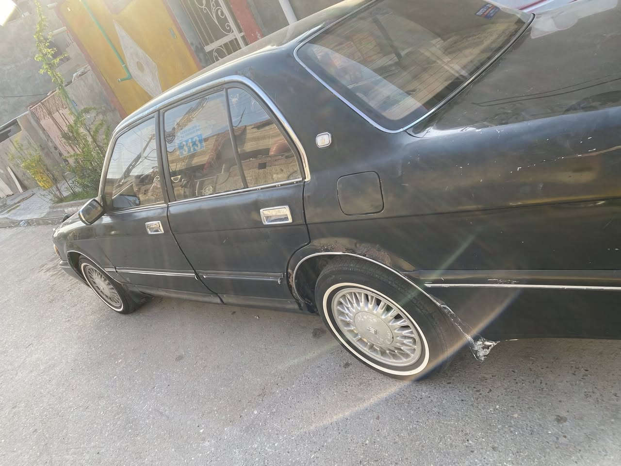 السلام عليكم سياره كراون أرنب موديل 1992 سيار نضيفه لا  مابيه ضربه ولا صبغ تخم تاير حداديه جديده كهربائي شغاله ا سياره بسمي مكاني البصره القبله سعر 50 رقم ***********
