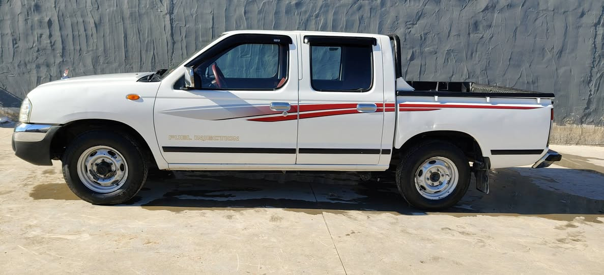 نيسان 2008 بێ سبغ ڕقم هەولیر٢٢٦هەزار ڕۆشتیە سنوی نوێ ٢٠٢٨بەناو خۆمە ٤تایەی نوێ 
کامل توند کرایتەوە بەشەرت هەمو شتێک تەنیا قەپاخ مەکینەی کرایتەوە بورغی تێ با نەدراوە. واتس اب *********** أربيل, العراق
