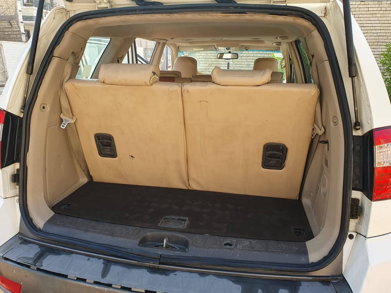 مكينه ٣٨٠٠ سته سلندر كير مكينه خير من الله حدايه جديده ١٠٠عله ١٠٠ تخم تاير ضرر السياره ٣ قطع صبغ بدون حادث مكان السياره بغداد تقاطع درويش مال البياع رقم الهاتف *********** بيع فقط السعر 118 وبيهه مجال
