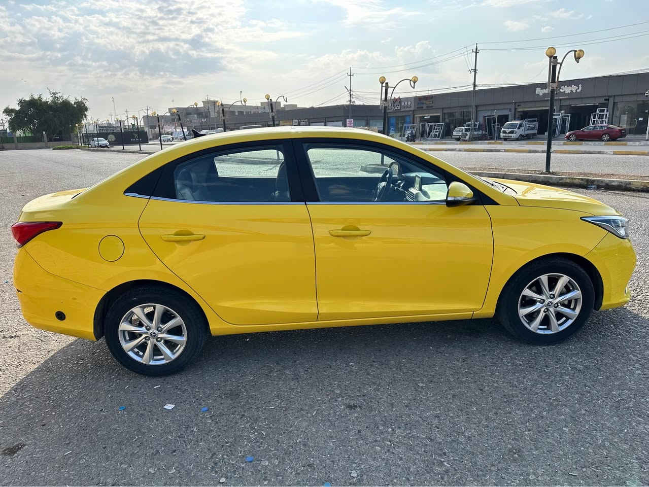 تكسي شانجان موديل 2024 رقم بغداد ماشي 100 الف  بيها منظومه غاز ضرر سياره نص جاملخ الخلفي او بونيت بدون دواخل شرطه تحويل او غرامه*********** كركوك, العراق
