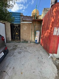 بيت للبيع • مقابل البانزيخانة • ١٠٠م