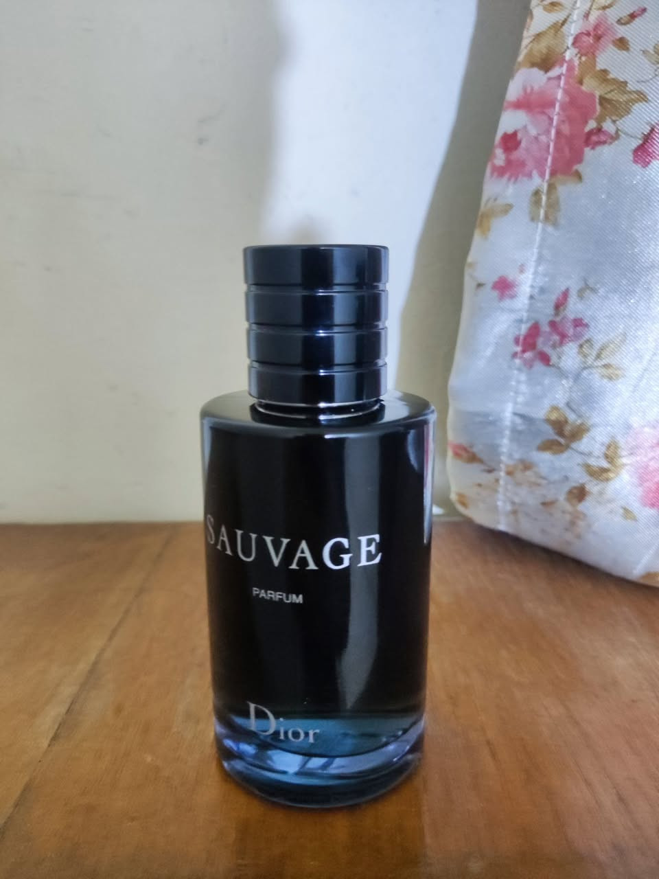 بلو دي شانيل 80 مل 145 سوفاج 85 مل 135  بوس بوتلد  75 الف ازارو 45 الف للبيع الاسعار اسفل كل صورة


**إذا كنت صاحب هذا الإعلان وتريد حذفه لأي سبب، رجاءا أرسل رسالة إلى الدعم الفني**