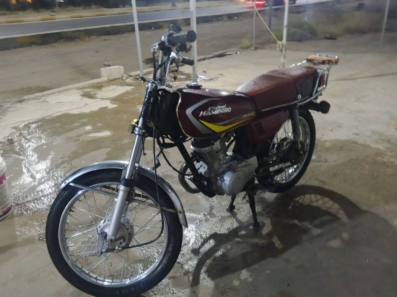 سلام عليكم دراجه لل بيع سعر350بي مجال دراجه نضيفه مكينه صافيه


**إذا كنت صاحب هذا الإعلان وتريد حذفه لأي سبب، رجاءا أرسل رسالة إلى الدعم الفني**