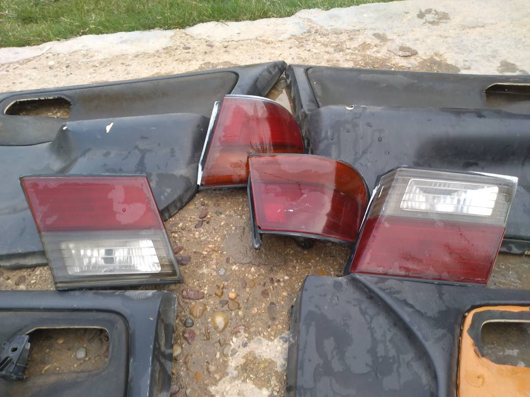 *********** نيسان ابريمير تفصيخ كل ملحقاته موجوده بغداد, العراق
