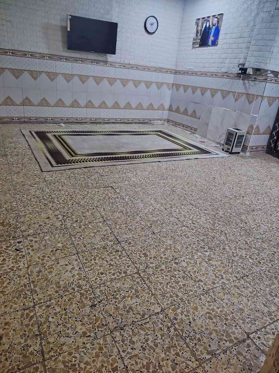 بيت الايجار 100متر يحتوي علئ غرفه وصاله وستقبال ايجاره 175الكوفة دور الحوزة قريب علئ ميثم التمار الي يريد خاص يراسل


**إذا كنت صاحب هذا الإعلان وتريد حذفه لأي سبب، رجاءا أرسل رسالة إلى الدعم الفني**