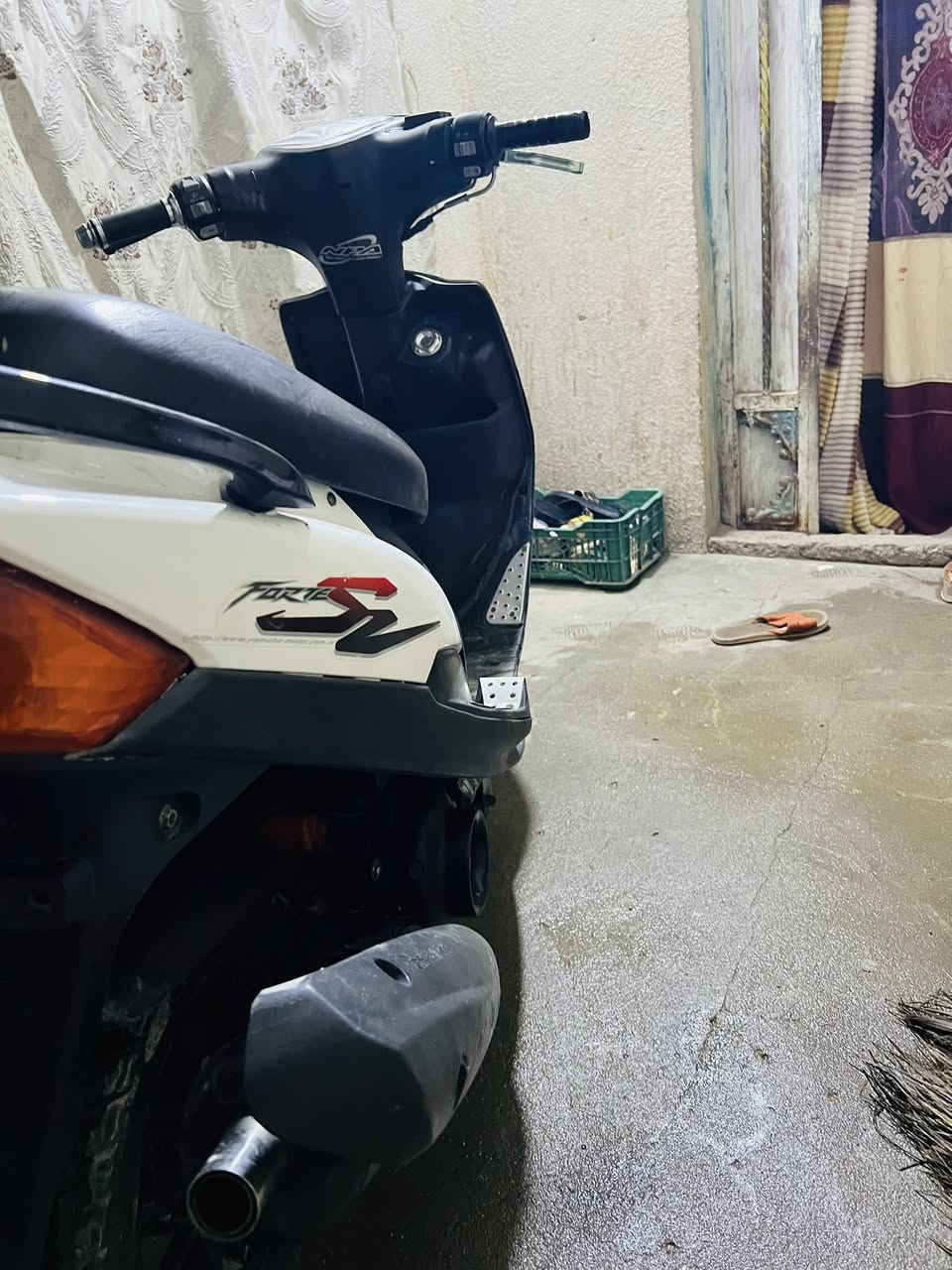 السلام عليكم دراجه ماكس عدله بوشه49 مكفوله كفاله عامهالسعر 700 وبي مجال ***********
