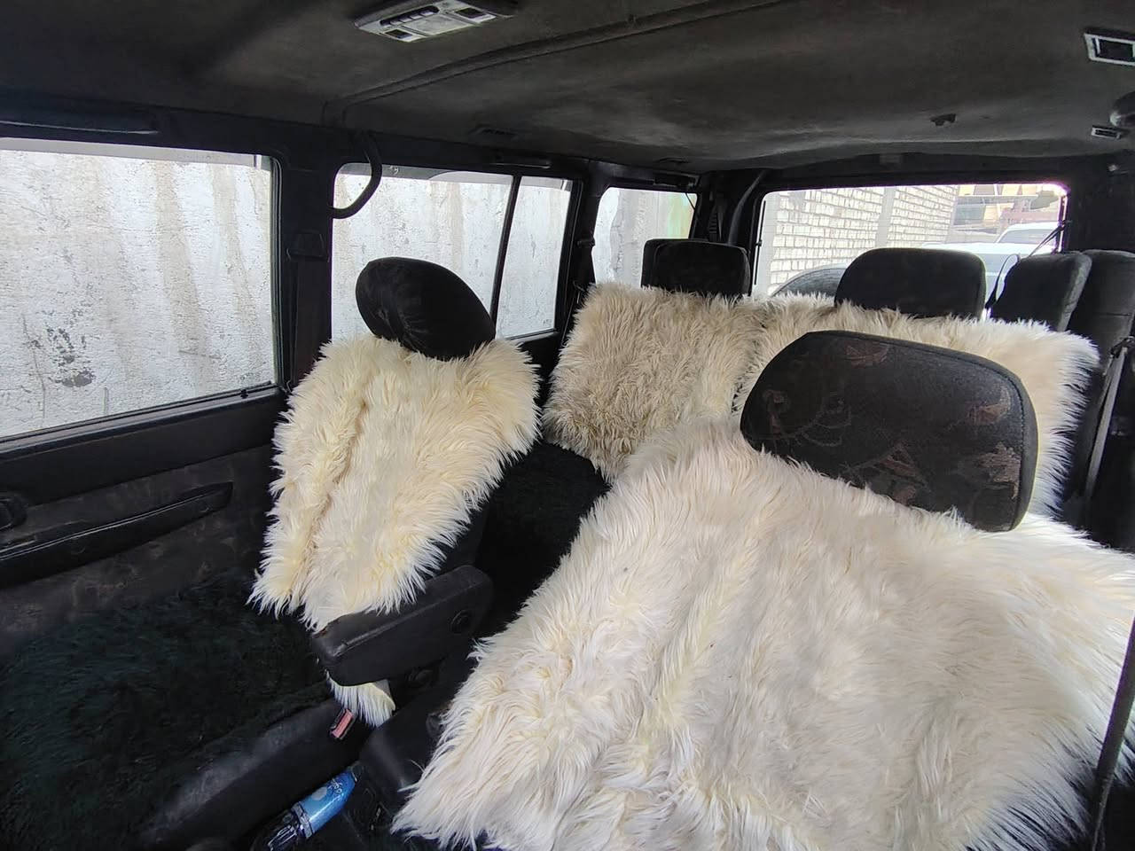 السلام عليكم
سيارة كالوبر موديل 2002 مصبوغة حزام محرك 3000 بانزين  بلادي كير اوتوماتيك هزة جديدة قبل شهر سنوية نهاية 2028 السيارة بأسمي رقم بغداد انكليزي عارضها ب 50 وبيها مجال عنواني بغداد
للاتصال
***********
متواجد واتساب
