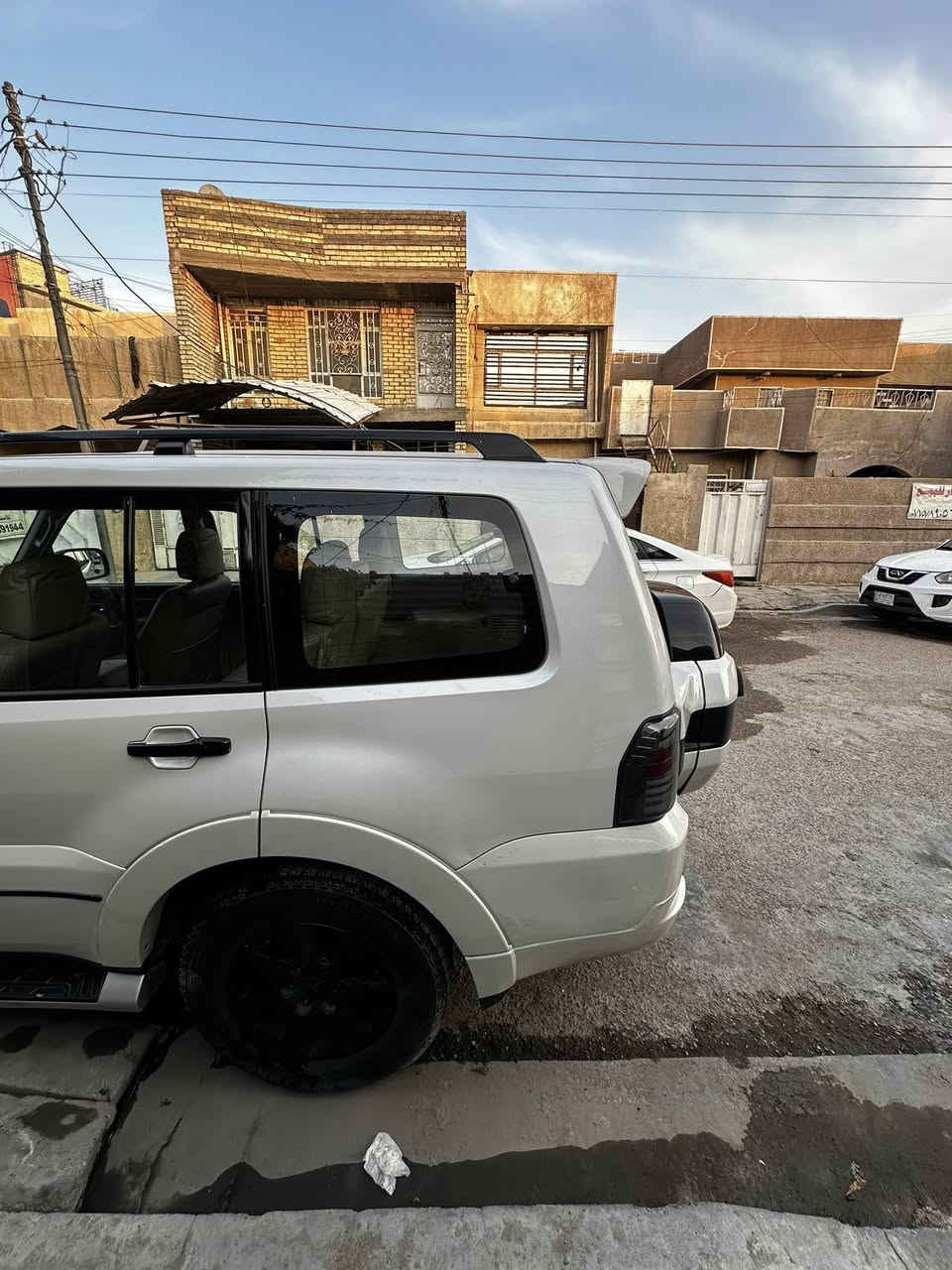 السلام عليكم باجيرو حبتور 2017 بحاله الوكاله ماشيه 75 الف حقيقي شرط الفحص
سيارة كفاله عامه من قطره الصبغ والبارد 
حبتور بلاك ايديشن 
بصمه فتحة كشنات جلد كشنات كهرباء شاشه لكزز مري شفط رقم اربيل الجديد باسمي تحويل او وكاله 
العنوان بغداد السيديه 
السعر 215 وبيها مجال للاستفسار 
***********
