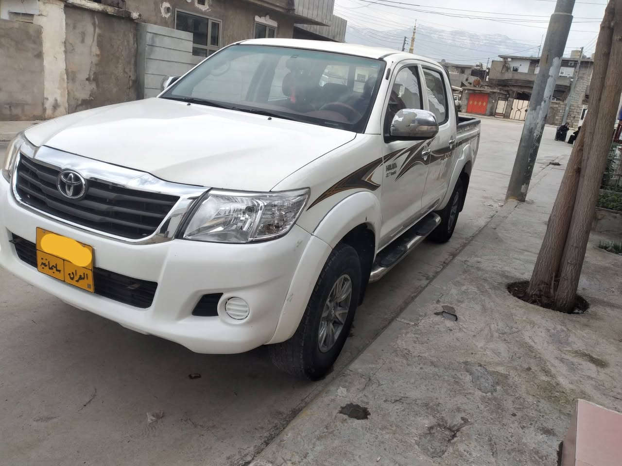 توێتا مەرزیە هایلۆکس  2009 گێڕ عادی دەبڵ ئەکسل  سعودی ناو سور چوار جام کارەبا  بتڵ  مەکینەی  کراوەتۆ تازە تەعمیرەو   بەشەرت  سێ  پارچەی پێشی ڕەشە  دوو دەرگای پێشیو نیوەی سەقفی بۆیاخە      کەپر ڕوخاوە بەسەریا لە وێنەکان دیاری کراوە  سەیارەکە وەر گەڕاو نیە پێشو دوای  جوانە دەعمی نیە زۆر تندو تۆڵەو مەرجی تازەیە بۆ مەعامەلە مەسج بکەو  زو وەڵام ئەدرێیتەوە مەسنجەر (تێبینی سەنەوی بەسەرچوە لە 2020 خاوەن سەنەوی لە دەربەندیخانەو ژمارەی لە ئێستایا داخراوە  ئاوا دەیفرۆشین ڕەسمی سەنەوی لەناو وێنەکانە نرخی 130 گەڵاو مەعامەلە شوێن سەیدسادق


**إذا كنت صاحب هذا الإعلان وتريد حذفه لأي سبب، رجاءا أرسل رسالة إلى الدعم الفني**