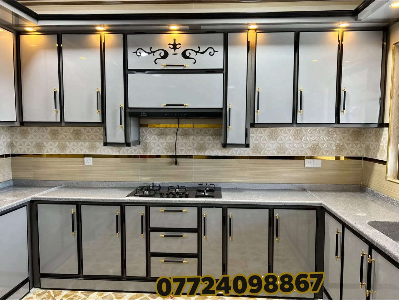 🍴✨ مطبخ ألمنيوم من أعمالنا ✨🍴
إن شاء الله ينال إعجابكم 🤍

🔹 مواصفات:
🇹🇷 خامات تركية عالية الجودة
🪵 محشّى بالخشب لثبات ومتانة أكثر
💧 دواخل فوم ضد الماء
🎯 التصميم والتنفيذ حسب طلب الزبون
سعر المتر الارضي 160
سعر المتر معلق 160
سعر المتر المرمر ٩٠ الف
سعر المتر الكوارتز150الف 
📞 للاستفسار والتواصل:
عبر الصفحة 📩 أو الاتصال على الرقم:
*********** 📱العنوان كوت دور العمال #متابعين
#مطابخ
#الجميع

