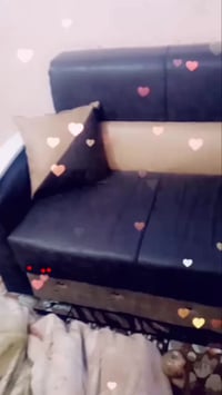 تخم ديوان • ١٤ مقعد • مستخدم