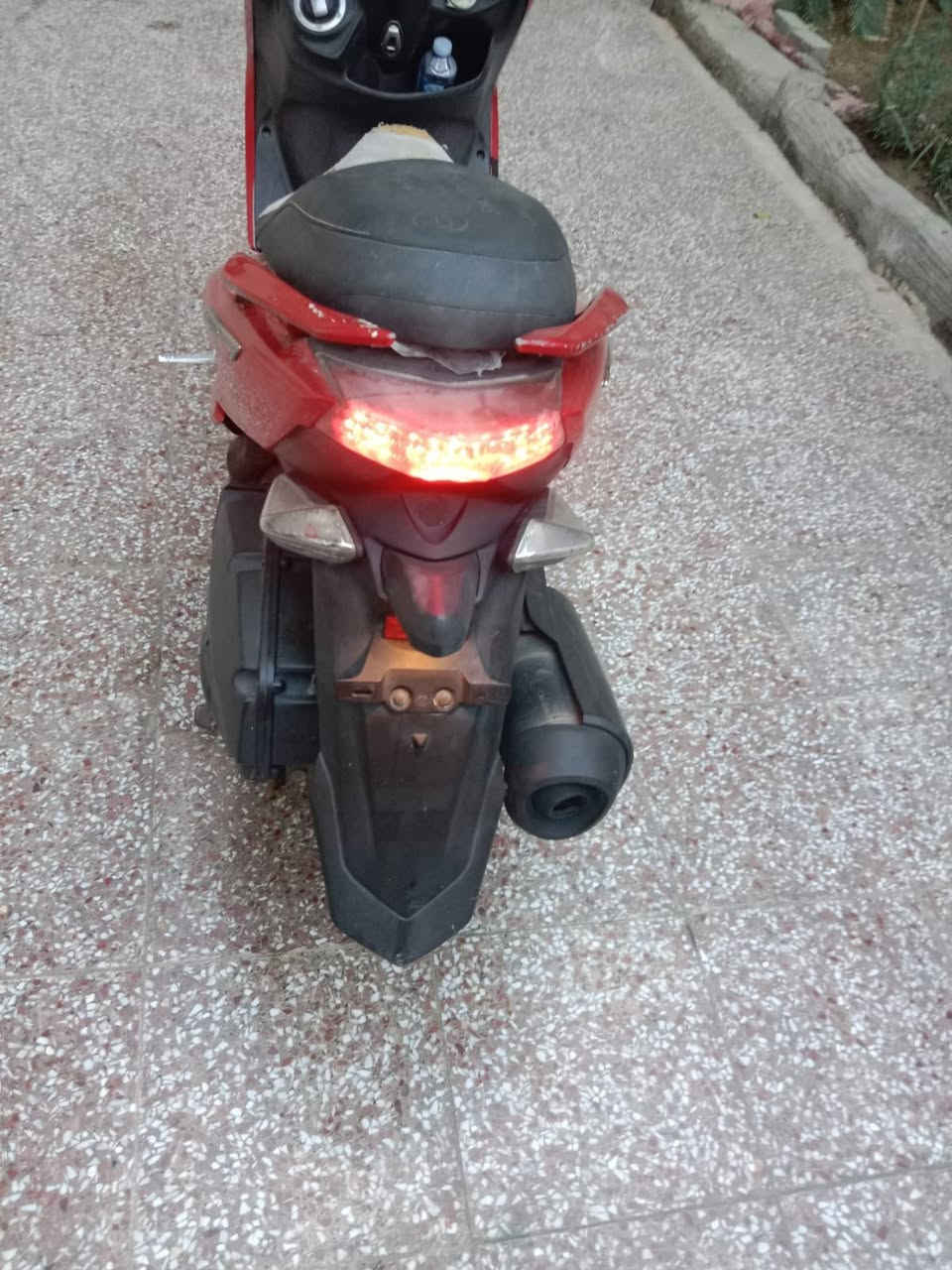 ماجستا s  الحديث كهربائيتها كلها شغاله مكينه خير من الله ستان حساس شغال البلديات السعر (650)***********
