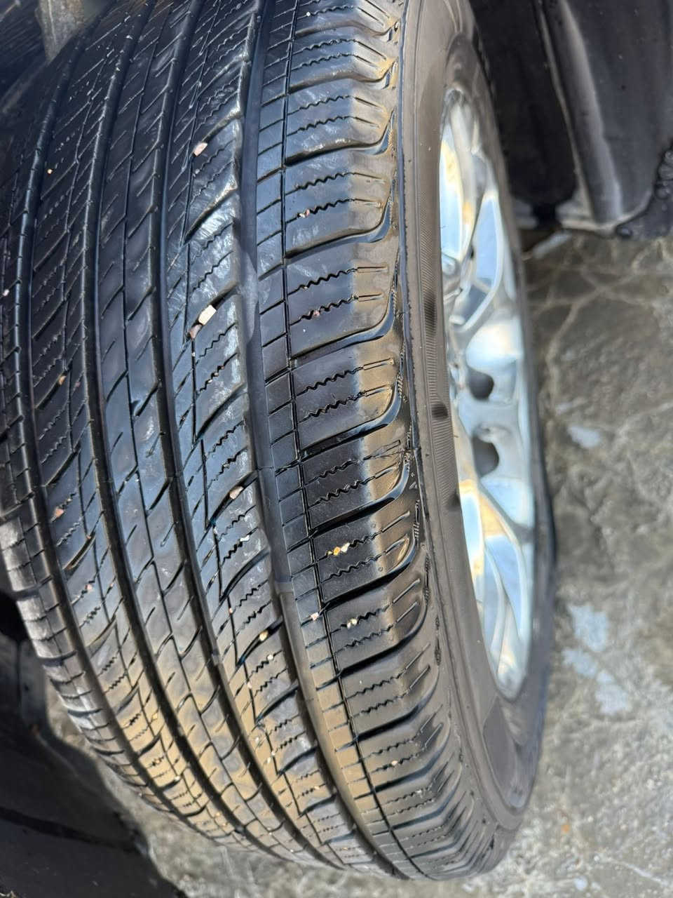 ويل اوباما 18 تخم تاير جديد
مراوس بويل 20مع الفرق

‭ 0770 497 0561‬
