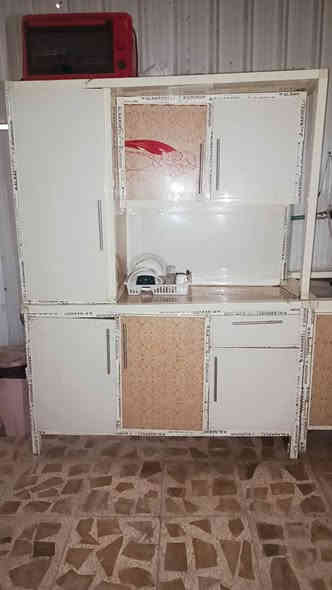 كاونتر تسكام مابي أي ضرر 
وطباخ مقطوره 1000لتر كيزر فرن غازي 
غراض بيت مستعجل عله بيعتهن 
تواصل واتساب 
***********
