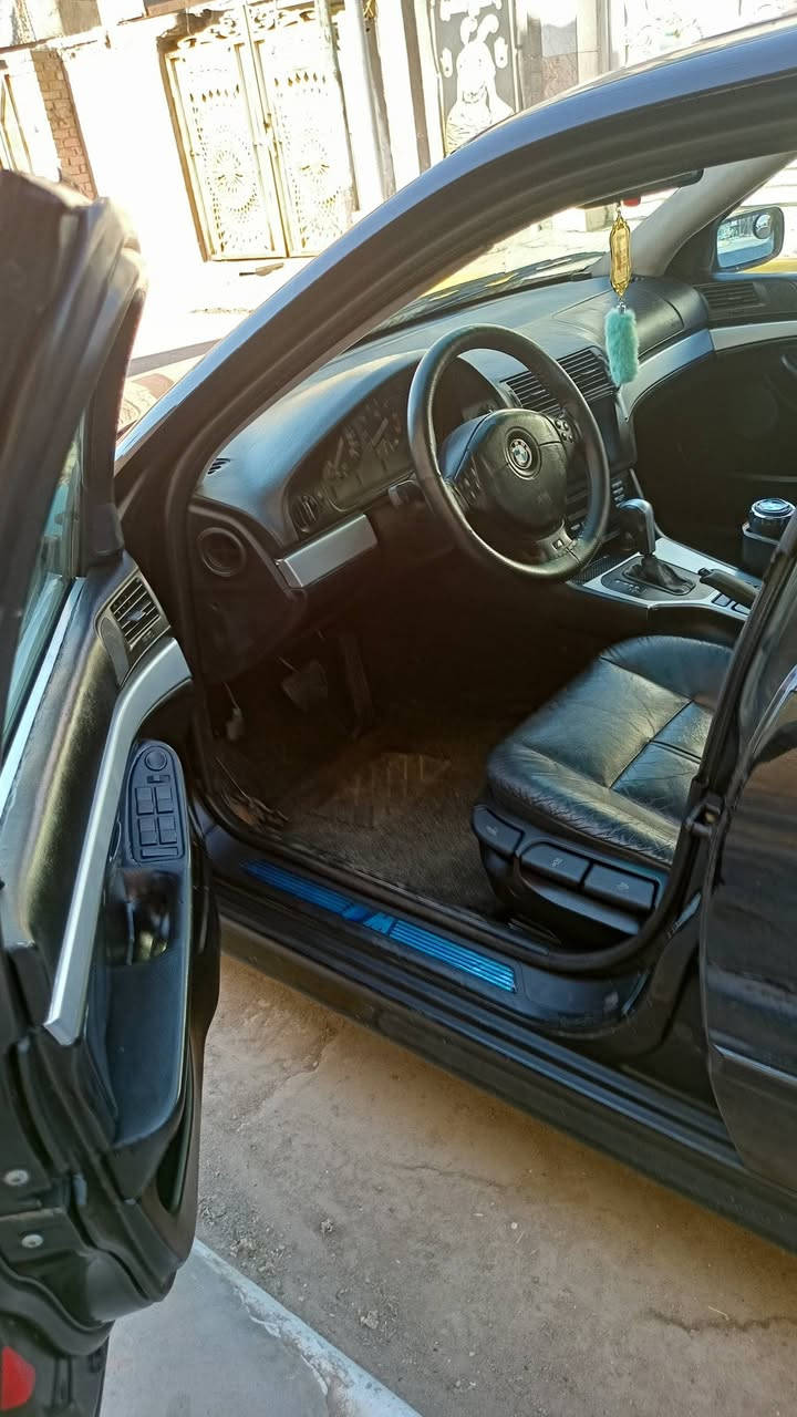 BMW صقر 528i موديل 1999 محرك گير كفالة ٬ وتبريد خير من الله ٬ حدادية أمامية وخلفية جديدة  ٬ السعر 105 قفل .
الرقم سليمانية .
السيارة بإسمي .
بغداد / الحسينية .


**إذا كنت صاحب هذا الإعلان وتريد حذفه لأي سبب، رجاءا أرسل رسالة إلى الدعم الفني**