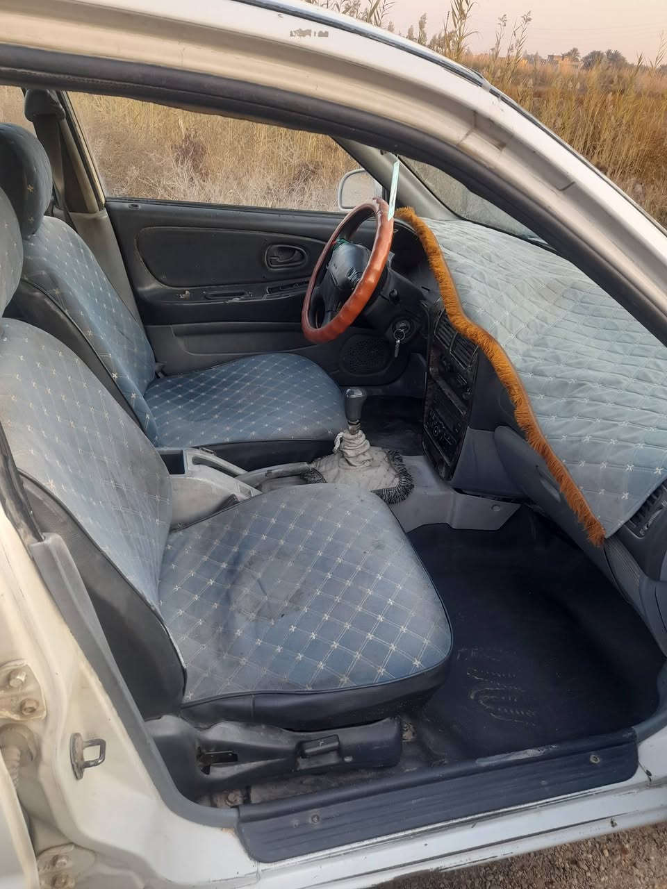 سلام عليكم بروتون ٢٠٠٢ رقم انبار دولي بئسمي السياره شرط تحويل محرك متعهد كير عادي مكان السياره بغداد المحموديه السعر ٣٥ ورقه وبي مجال اي استفسار اتصل ***********
