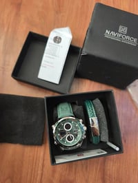 ساعة ماركة • جايّة • للبيع