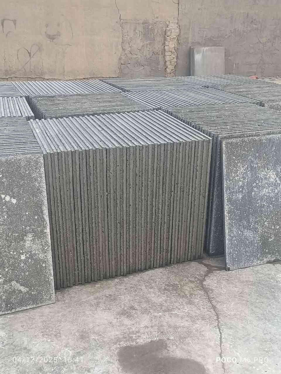 السلام عليكم شتايكر 80 في 80 وشتايكر 50 في 50 واصل لباب بيتك شقل درجه اولى وعشرط العنوان السماوه حي الصناعي للأستفسار الأتصال برقم ***********
