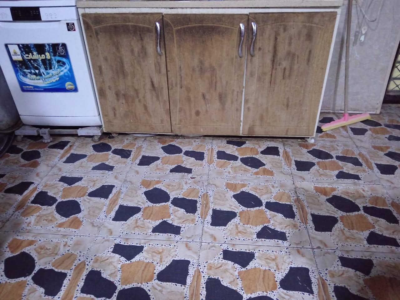 السلام عليكم 🙋 اخوان عندي هاي التخم و الكاونتر سعره 150والتخم سعره 500 و بيهن مجال لل استفسار اكثر الاتصال على رقم ***********
