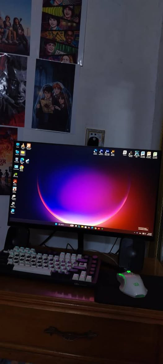 للبيع شلعه وحده
كيس
AMD Ryzen 7 5700X 3D 8 core 3GHz
هارد M.2 NVME 1TB
رامات 16GB DDR5
كرت الشاشه NVIDIA G Forse RTX 3060 8 GB
باور سبلاي 750w 
مذر بورد msi 

سماعات خارجي  لينوفو

شاشه 4K IPS 24 144GHz

كيبورد وماوس ريد دراكن 

UPS Rizon يوبي اس
يشغلك اكثر من ساعه

السعر مليون و 500 الف وبي مجال 

المكان محافظه واسط 
 الرقم للاتصال متوفر واتساب و خط
***********
