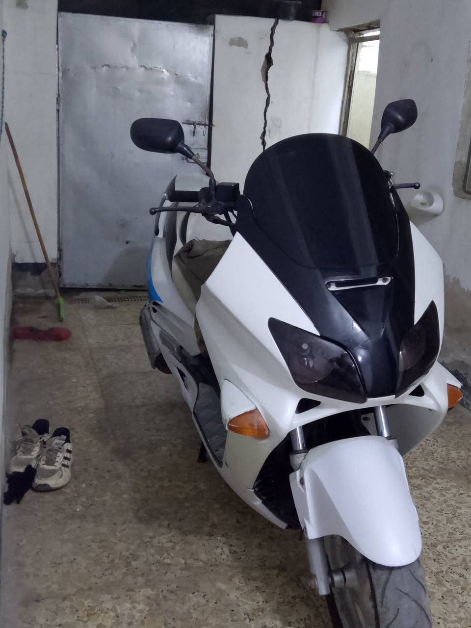 اللهم صلى على محمد وال محمد 

فورزا 06 سويج نضام abs 
نظافة الدراجة واضحة بالصور 
مكينة مكفولة شرط ترايك الاربيل 
اوراق منفيس ومكاتبه 
كهربائيات شغالة لايت +اشاير 
تجي وتفحص تاخذ من البيت 
العنوان بغداد الشعب ***********
