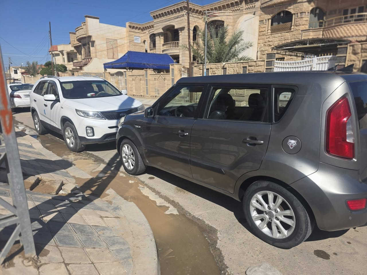 السلام عليكم للبيع  كيا صول ٢٠١١فول مواصفات بصمة تنته تدفئة تبريد سيارة نضيفة مكصوصة اكفلها عشائريآ ودوله من السرقة فقط  السعر ٥٠ وبيها مجال للاستفسار الاتصال على رقم الهاتف ***********
