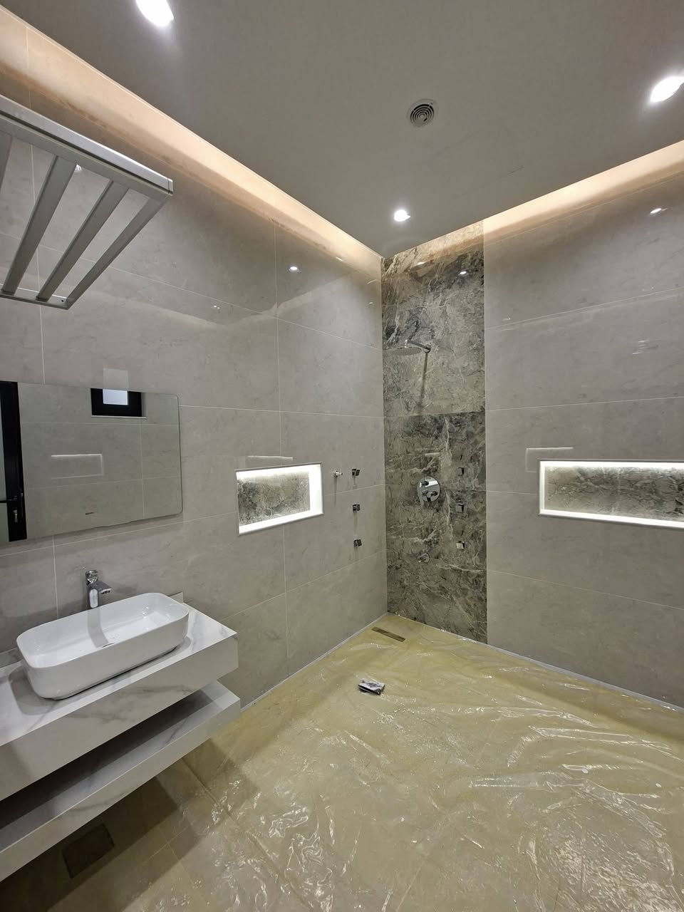 جانب من أعمالنا نتمنى أن تنال إعجابكم. 
هاتف ***********
***********
