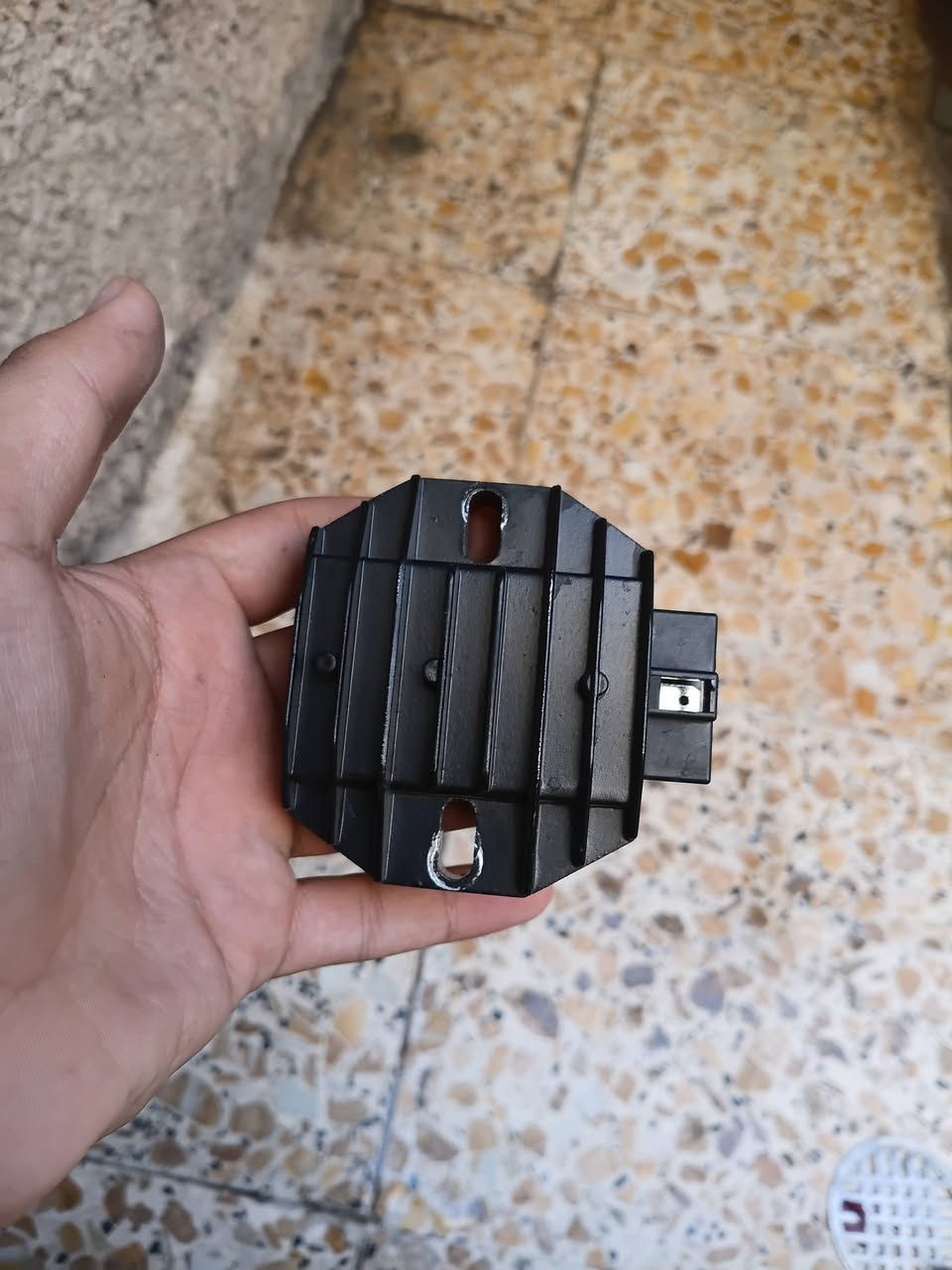 سلام عليكم 
عقل ماكس 120 بلادي 
كتف شحن 140 تجاري جديد 
مرايات بوليس جدد بلادي 
قيم واخذ


**إذا كنت صاحب هذا الإعلان وتريد حذفه لأي سبب، رجاءا أرسل رسالة إلى الدعم الفني**
